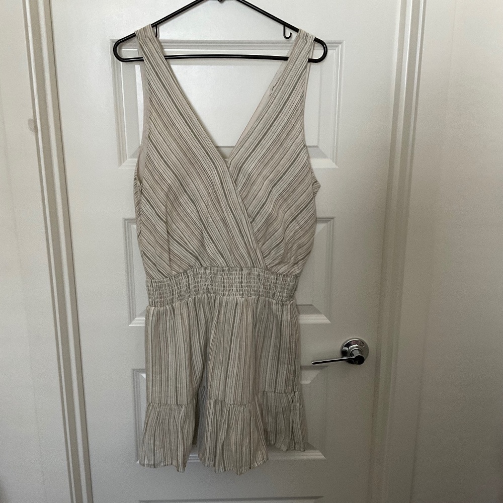 American Eagle Striped Linen/Cotton Blend Double V Romper - Size Large T…